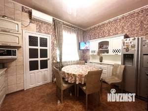 Коттедж 210м², 2-этажный, участок 6 сот.  