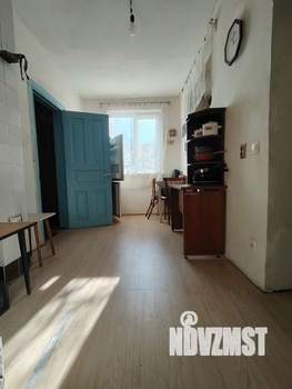 Дом 140м&sup2;, 3-этажный, участок 5 сот.  