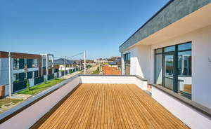 Дом 236м&sup2;, 2-этажный, участок 4 сот.  