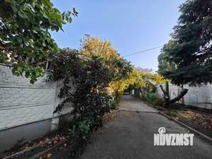 Дом 280м&sup2;, 5-этажный, участок 16 сот.  