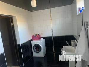 Дом 350м&sup2;, 2-этажный, участок 4 сот.  