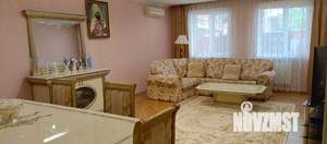 Дом 208м&sup2;, 2-этажный, участок 2 сот.  