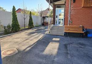 Дом 126м&sup2;, 2-этажный, участок 4 сот.  