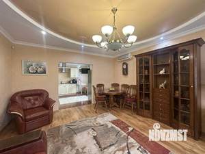 Дом 278м², 2-этажный, участок 10 сот.  