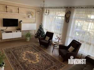 Дом 104м&sup2;, 2-этажный, участок 4 сот.  