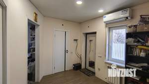 Дом 100м&sup2;, 2-этажный, участок 3 сот.  