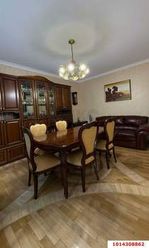 Дом 249м², 2-этажный, участок 9 сот.  