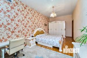 Дом 133м&sup2;, 2-этажный, участок 4 сот.  