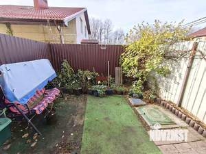 Таунхаус 76м&sup2;, 2-этажный, участок 1 сот.  