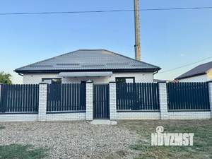 Дом 100м&sup2;, 1-этажный, участок 6 сот.  