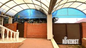 Дом 400м&sup2;, 2-этажный, участок 10 сот.  