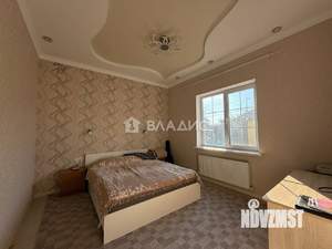 Дом 180м², 2-этажный, участок 5 сот.  