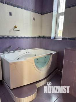 Дом 441м², 3-этажный, участок 5 сот.  