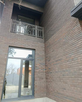 Дом 220м&sup2;, 3-этажный, участок 5 сот.  