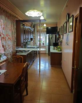 Дом 121м&sup2;, 2-этажный, участок 4 сот.  