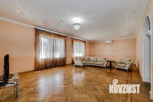 Дом 341м², 2-этажный, участок 8 сот.  