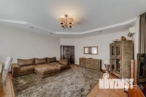 Дом 250м&sup2;, 2-этажный, участок 6 сот.  