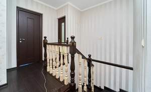 Дом 274м&sup2;, 3-этажный, участок 4 сот.  