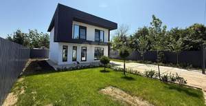 Дом 160м&sup2;, 2-этажный, участок 4 сот.  