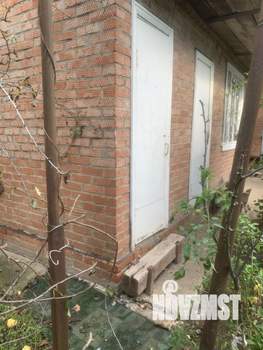 Дом 25м&sup2;, 2-этажный, участок 4 сот.  