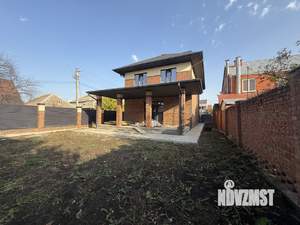 Дом 160м&sup2;, 2-этажный, участок 6 сот.  