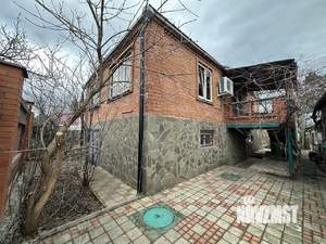 Дом 145м&sup2;, 2-этажный, участок 3 сот.  