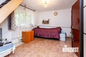 Дом 70м&sup2;, 2-этажный, участок 5 сот.  