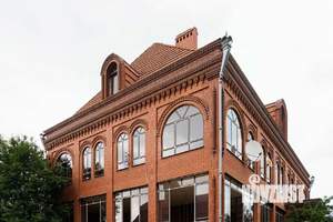 Дом 588м&sup2;, 3-этажный, участок 6 сот.  