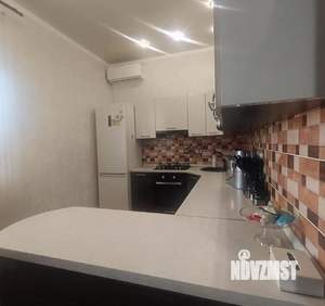 Дом 165м&sup2;, 2-этажный, участок 4 сот.  