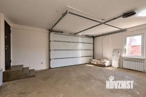 Коттедж 277м², 2-этажный, участок 6 сот.  