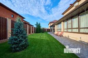 Дом 180м&sup2;, 2-этажный, участок 6 сот.  