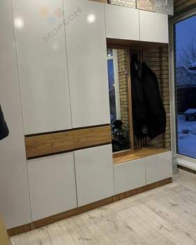 Дом 185м&sup2;, 2-этажный, участок 10 сот.  