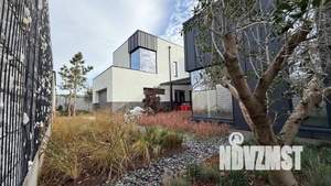 Дом 310м&sup2;, 2-этажный, участок 7 сот.  