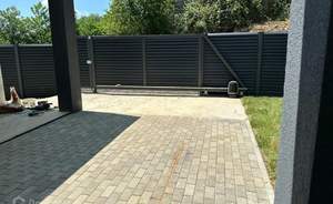 Дом 300м&sup2;, 2-этажный, участок 6 сот.  