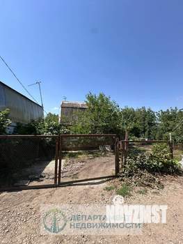 Дом 50м², 2-этажный, участок 6 сот.  