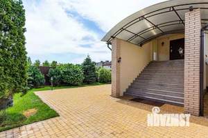 Дом 459м&sup2;, 2-этажный, участок 8 сот.  