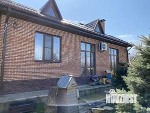 Дом 200м&sup2;, 2-этажный, участок 5 сот.  