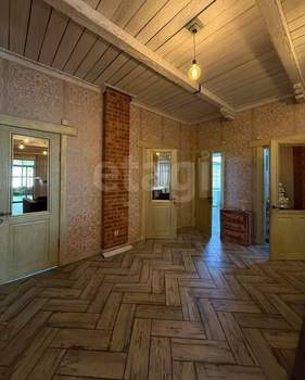 Дом 123м&sup2;, 1-этажный, участок 4 сот.  