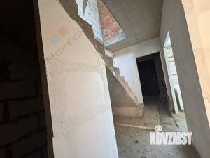 Таунхаус 90м², 2-этажный, участок 1 сот.  