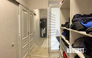 Дом 220м², 2-этажный, участок 6 сот.  