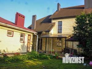 Дом 277м&sup2;, 2-этажный, участок 10 сот.  