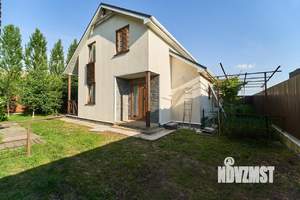 Дом 70м&sup2;, 2-этажный, участок 4 сот.  