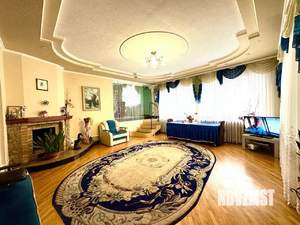 Дом 579м², 2-этажный, участок 14 сот.  