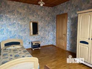 Дом 290м&sup2;, 3-этажный, участок 8 сот.  