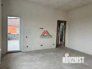 Дом 218м&sup2;, 2-этажный, участок 3 сот.  