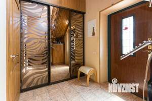 Дом 161м², 2-этажный, участок 7 сот.  
