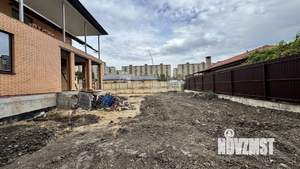 Дом 240м², 2-этажный, участок 8 сот.  