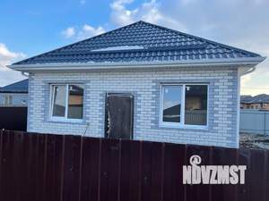 Дом 100м&sup2;, 2-этажный, участок 4 сот.  