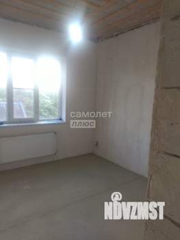 Дом 150м&sup2;, 2-этажный, участок 4 сот.  