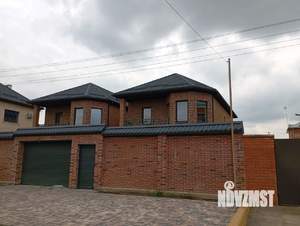 Дом 196м², 2-этажный, участок 4 сот.  